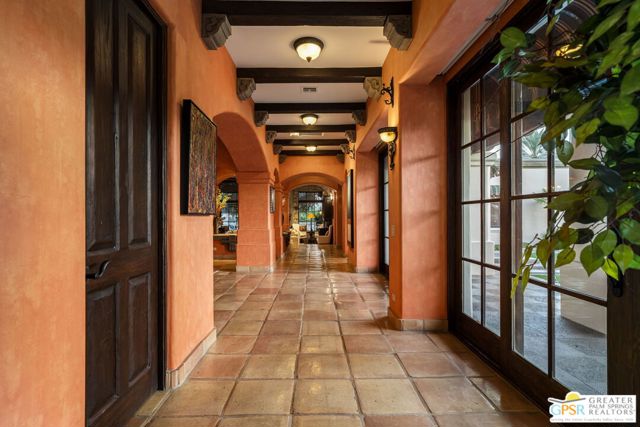 32 Clancy Lane, Rancho Mirage CA: https://media.crmls.org/mediaz/cfff878f-bd22-48e7-bd30-a9f0e9f634a2.jpg