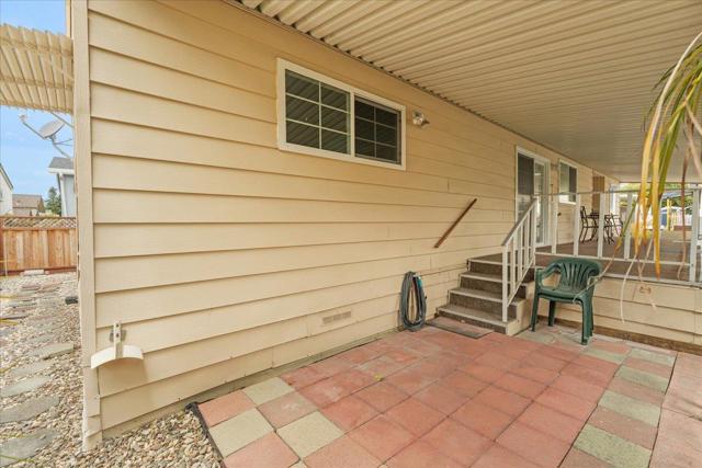 87 Leawood, Aptos CA: https://media.crmls.org/mediaz/d0003fa6-9f58-4eda-8400-1e139ca73ebc.jpg