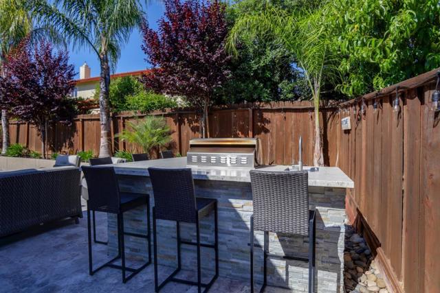 16761 Willow Creek Drive, Morgan Hill CA: https://media.crmls.org/mediaz/d000c599-0a28-4586-8473-68e6c5db981a.jpg