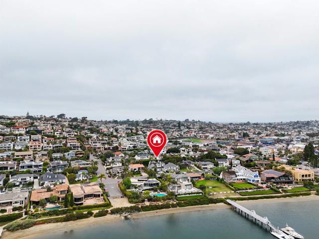 933 Rosecrans, San Diego CA: https://media.crmls.org/mediaz/d001d173-a424-4891-ba7d-5e4c09ab04ab.jpg