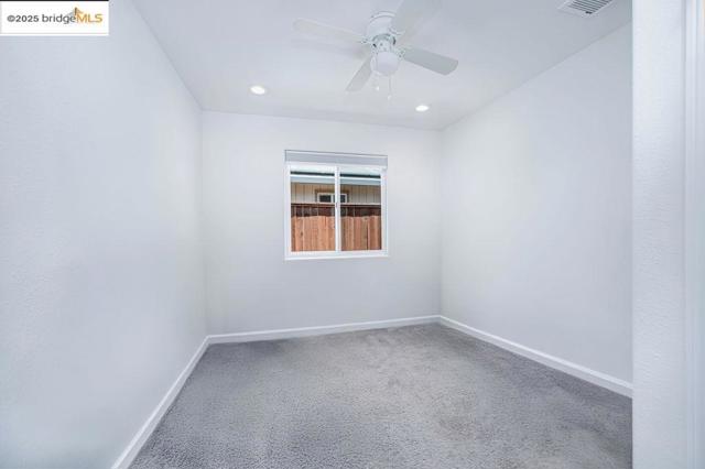4585 Summer St, Olivehurst CA: https://media.crmls.org/mediaz/d002c591-4a31-493f-b99f-57b8c3b454cf.jpg
