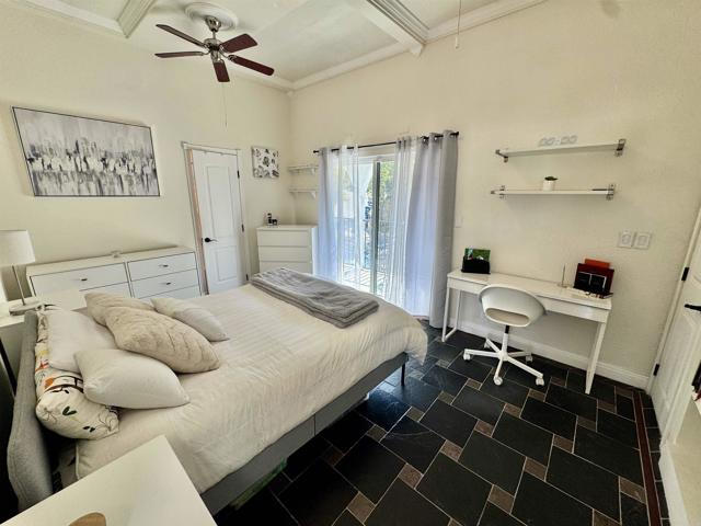 Detail Gallery Image 31 of 34 For 1923 Sunset Plaza Drive Dr, West Hollywood,  CA 90069 - 3 Beds | 3 Baths