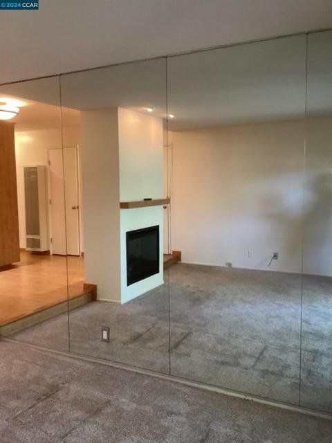 2560 WALNUT BLVD., Walnut Creek, California 94596, 1 Bedroom Bedrooms, ,1 BathroomBathrooms,Condominium,For Sale,WALNUT BLVD.,41068689