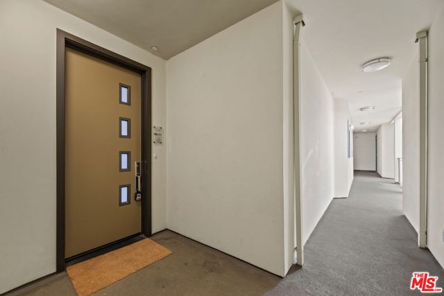 600 S Ridgeley Drive, Los Angeles CA: https://media.crmls.org/mediaz/d004b262-718c-44c6-b6be-098ca77eb2da.jpg