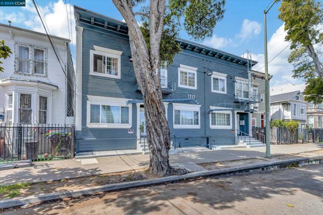 Image 5 of 59 For 1717 12th Street