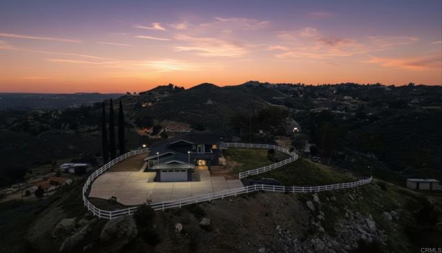 Detail Gallery Image 4 of 73 For 15281 Ranchito Dr, Perris,  CA 92570 - 6 Beds | 4 Baths