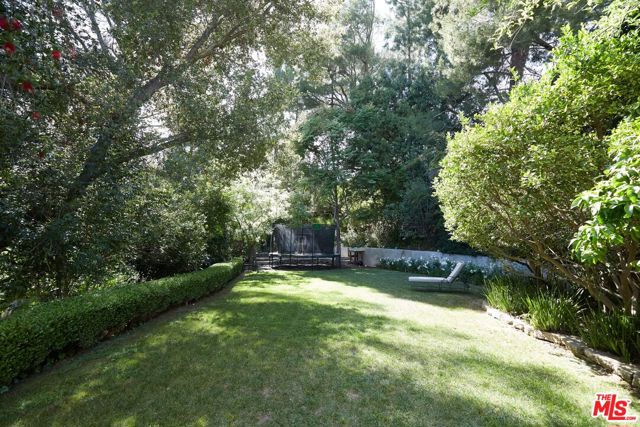 2121 Trently Lane,  CA: https://media.crmls.org/mediaz/d006af4a-67ab-4362-ade0-d5abb3d28bcf.jpg