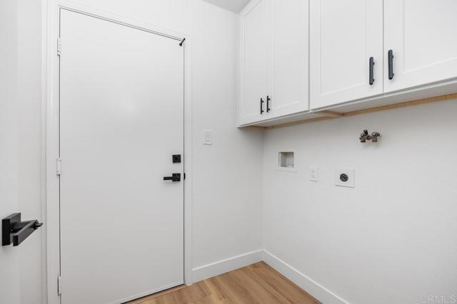 Image 22 of 41 For 5085 Siros Way