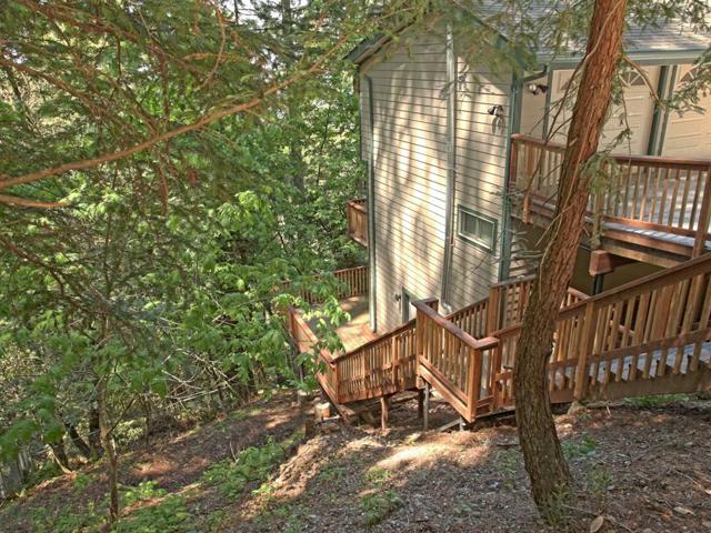 14750 Skyline Boulevard, Woodside CA: https://media.crmls.org/mediaz/d00705dd-bb52-4b09-9675-2a8ea2f547b6.jpg