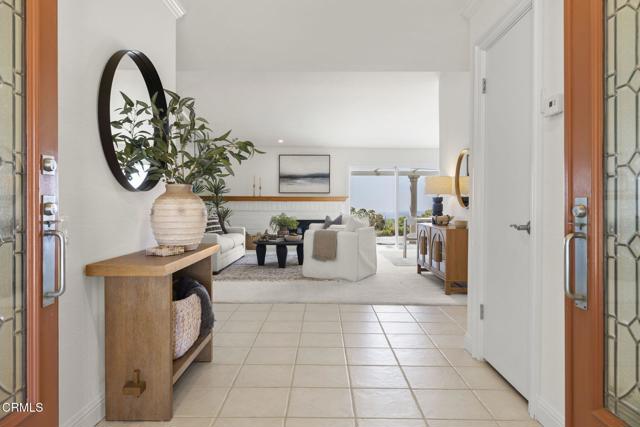 7090 El Malabar Drive, Ventura CA: https://media.crmls.org/mediaz/d00778e5-ba40-4191-b228-5328b8409874.jpg