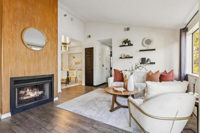 711 S Bayshore Boulevard, San Mateo CA: https://media.crmls.org/mediaz/d00823cf-83c4-42c8-bc52-0c805b1d25e5.jpg