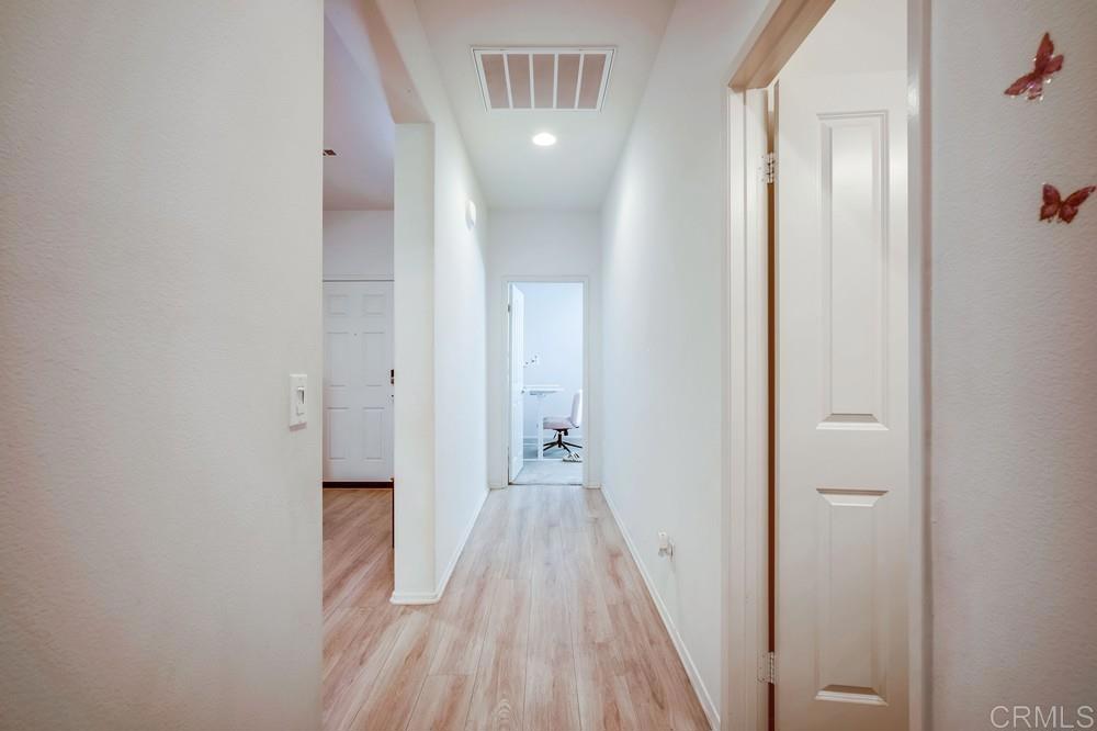 https://media.crmls.org/mediaz/d008b5a1-ab41-47bd-8987-ddccee1c112f.jpg?preset=X-Large