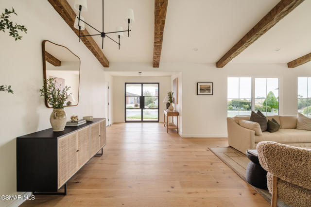1207 Westridge Drive, Ventura CA: https://media.crmls.org/mediaz/d00925d8-19fe-4edf-9b11-7b7e91d780ca.jpg