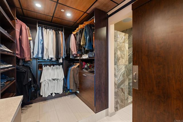 877 Island Avenue, San Diego CA: https://media.crmls.org/mediaz/d0099427-dcd7-4db2-9d27-c2db50a2b09e.jpg