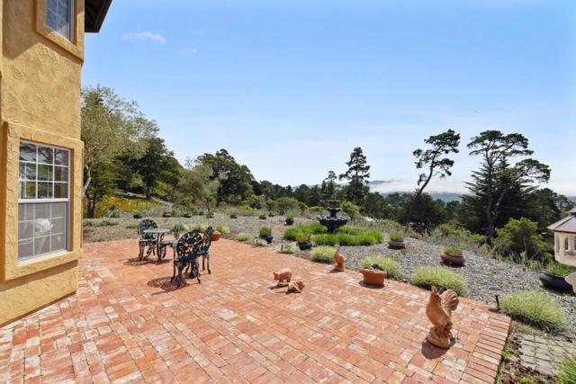 3600 Via Mar Monte, Carmel CA: https://media.crmls.org/mediaz/d00a5f82-6670-466c-a2f3-99df4ff4482a.jpg