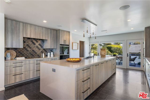 31558 Victoria Point Road, Malibu, California 90265, 4 Bedrooms Bedrooms, ,4 BathroomsBathrooms,Single Family Residence,For Sale,Victoria Point,24414895