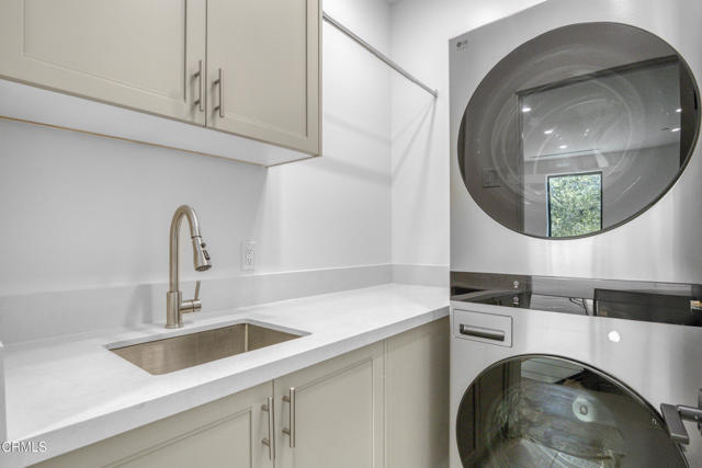 Detail Gallery Image 19 of 32 For 611 W Claremont St, Pasadena,  CA  - 3 Beds | 3 Baths