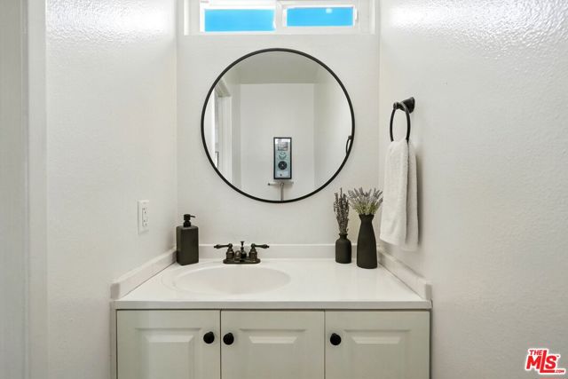 13012 Valleyheart Drive, Studio City CA: https://media.crmls.org/mediaz/d00b8d46-5580-46f2-873a-dec5e979ffe9.jpg