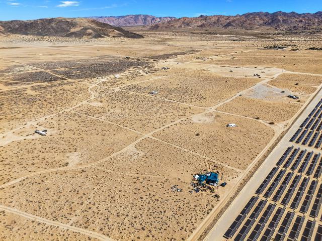 0 Sun Mesa Road, Joshua Tree CA: https://media.crmls.org/mediaz/d00e4dbb-c1a1-45a5-bb46-f0ed6277a4e0.jpg