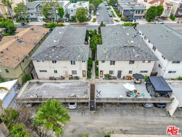13453 Moorpark Street, Sherman Oaks CA: https://media.crmls.org/mediaz/d00e67e8-aa62-49b2-9291-bd79a869773e.jpg