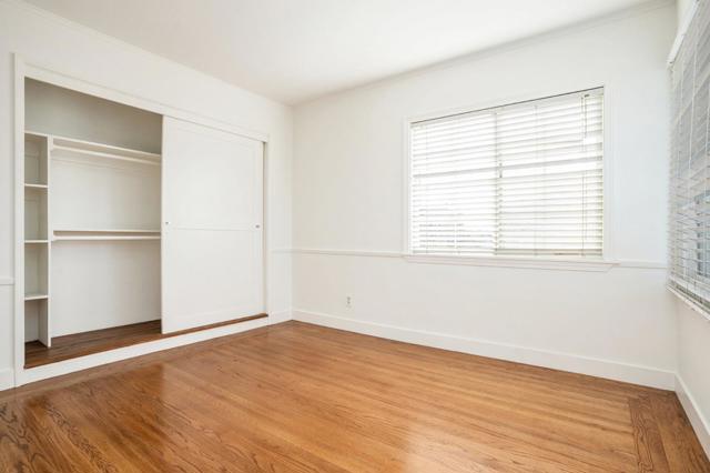 831 E 17th Street, Oakland CA: https://media.crmls.org/mediaz/d00eb3dd-c55e-4cef-90aa-b250eba74197.jpg
