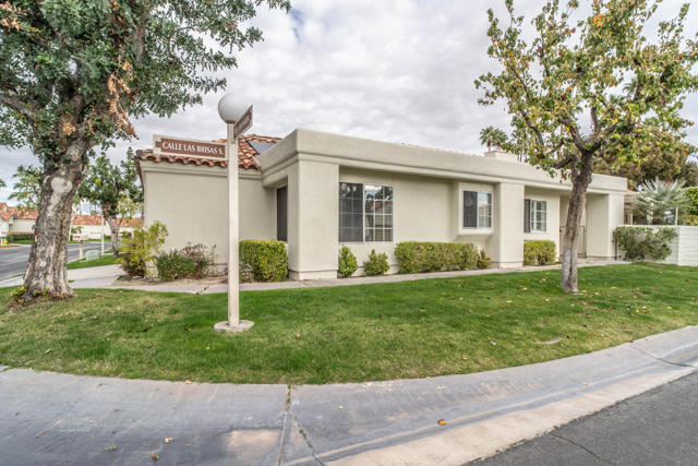 Image 2 of 62 For 43954 Via Granada