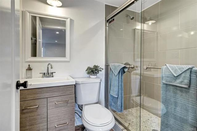 4778 Glenalbyn Drive, Los Angeles CA: https://media.crmls.org/mediaz/d0110344-645f-4811-aadf-3c35de0f55be.jpg