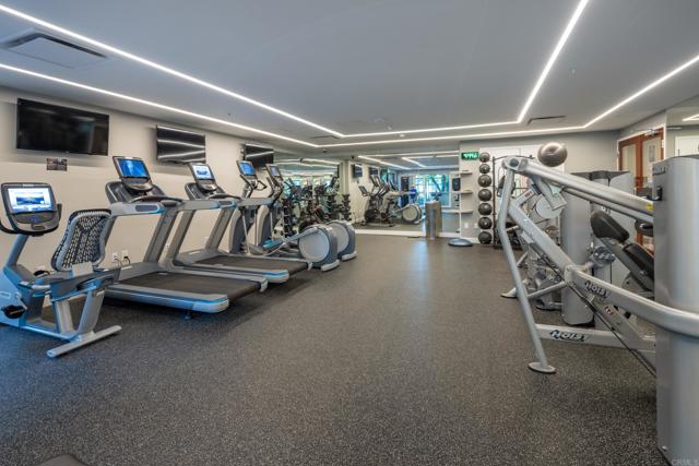 Detail Gallery Image 23 of 27 For 1199 Pacific Hwy #1605,  San Diego,  CA 92101 - 3 Beds | 2 Baths