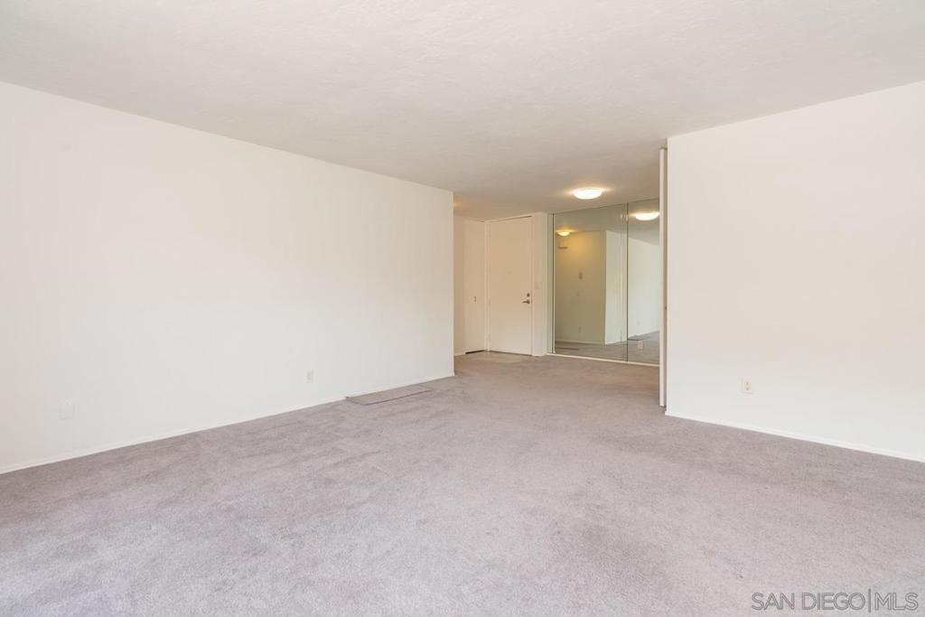 6333 La Jolla Blvd. - photo 7