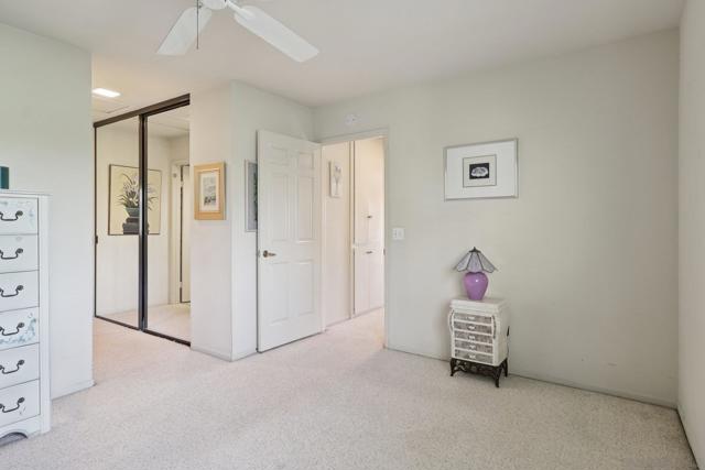 119 Spinnaker Ct, Del Mar CA: https://media.crmls.org/mediaz/d012846a-f383-4471-9665-c4a4e5b088f2.jpg