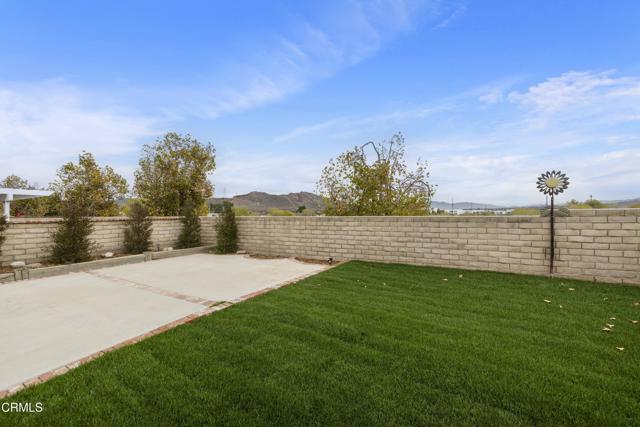 27722 Buckskin Drive, Castaic CA: https://media.crmls.org/mediaz/d013bdbe-8db8-45aa-a16a-eee227cff38d.jpg