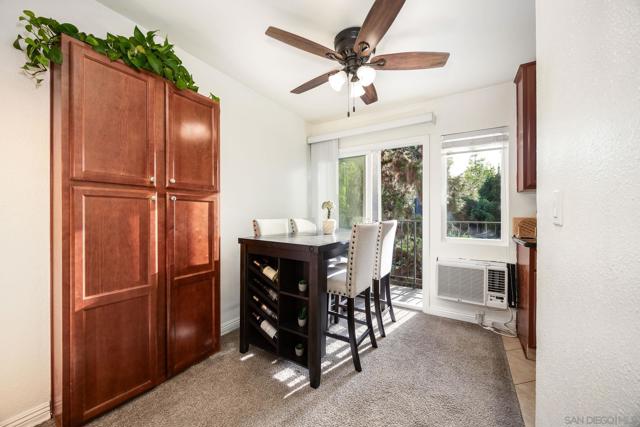 4860 Rolando Ct, San Diego CA: https://media.crmls.org/mediaz/d013cc07-b54d-4856-8540-e143810c856b.jpg