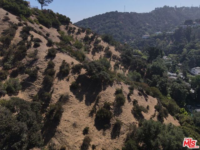 0 Allenwood, Los Angeles CA: https://media.crmls.org/mediaz/d013cea0-8bc0-4cc8-b994-1c99c3e11fec.jpg