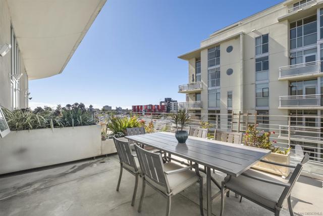 3788 Park Blvd, San Diego CA: https://media.crmls.org/mediaz/d0143cf9-df58-42ed-83e1-3220d0bb992c.jpg