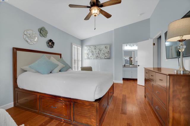 631 Splitrail Ct, Livermore CA: https://media.crmls.org/mediaz/d01475ab-46cf-4625-b11e-fd0f6b1ececb.jpg