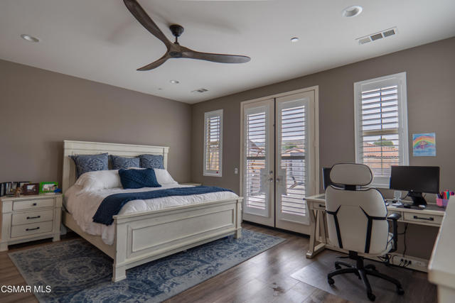 3262 Jacinto Court, Simi Valley CA: https://media.crmls.org/mediaz/d014a5e4-8198-44b7-8311-9548eb796bc5.jpg
