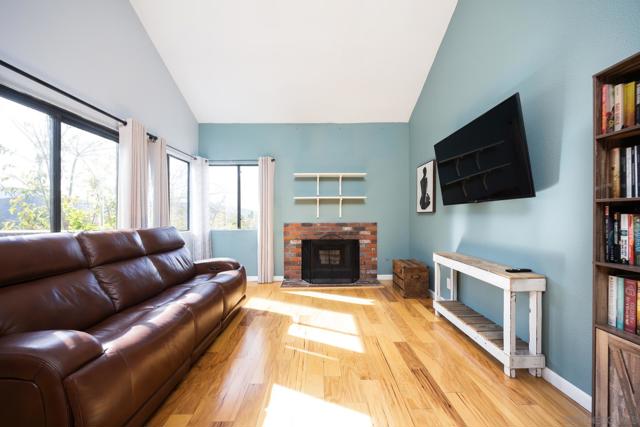 Image 5 of 50 For 3029 Chipwood Ct