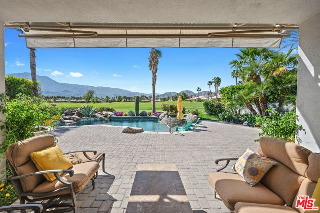 56645 Mountain, La Quinta CA: https://media.crmls.org/mediaz/d015c729-a685-47c1-a4d6-9441e88d5e4b.jpg