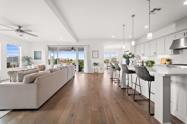 Detail Gallery Image 23 of 75 For 14546 Highcrest Ct, Poway,  CA 92064 - 5 Beds | 4/1 Baths