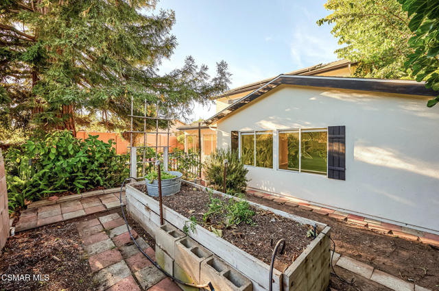 3964 Greenwood Street, Newbury Park CA: https://media.crmls.org/mediaz/d0181156-0f8b-46fe-b863-e763181739c4.jpg