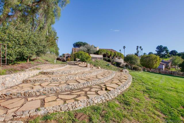 2610 Sunset Hills, Escondido CA: https://media.crmls.org/mediaz/d0182315-1c93-4073-be45-c940caac6dfa.jpg