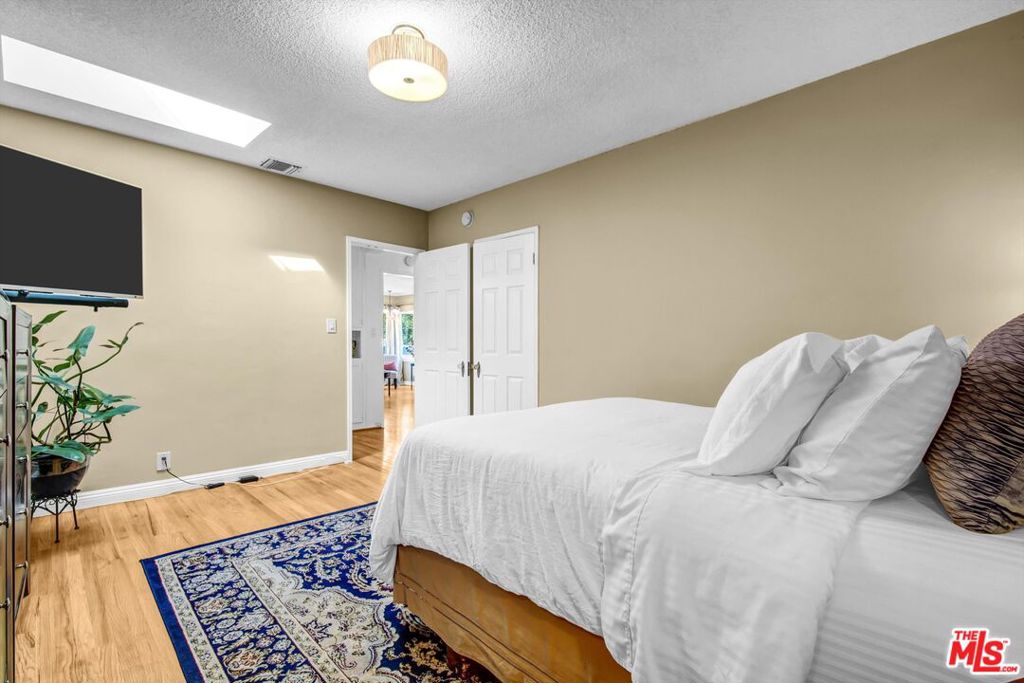 MLS #26860419 image #12