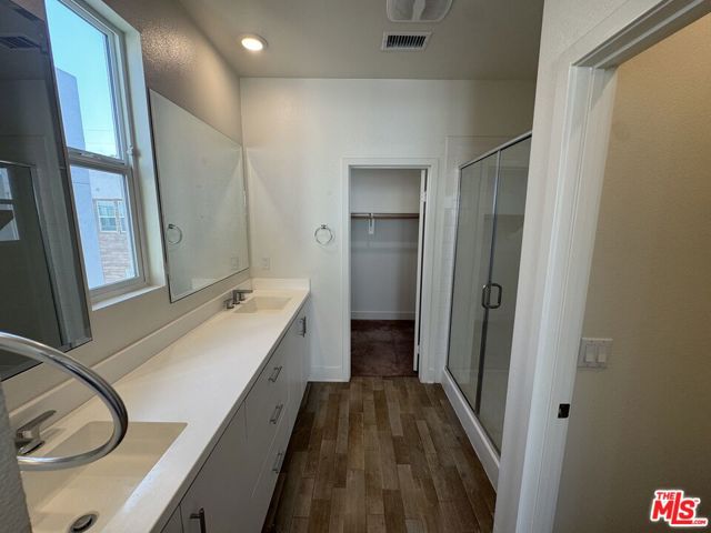 905 E Mason Lane, Anaheim CA: https://media.crmls.org/mediaz/d018e89f-5126-442a-8b3e-8c7da9e33917.jpg