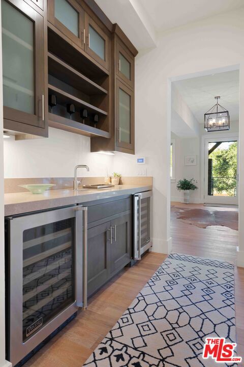 111 Lake Sherwood Drive, Lake Sherwood CA: https://media.crmls.org/mediaz/d019077b-a5c0-4922-90da-4cd53d218ec0.jpg