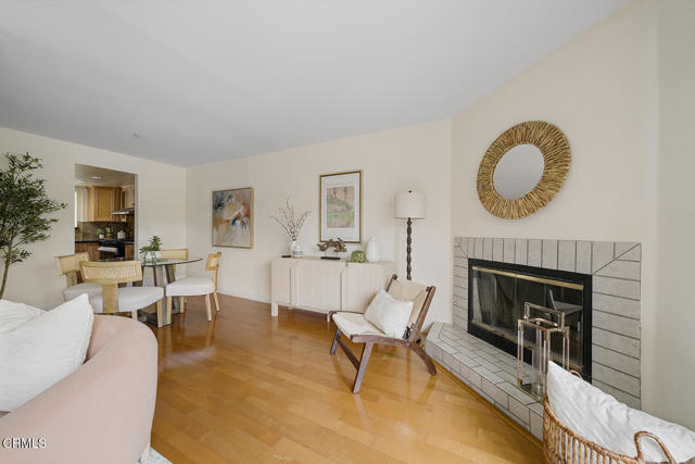 Detail Gallery Image 14 of 44 For 408 S Santa Anita #10,  Arcadia,  CA 91006 - 2 Beds | 2/1 Baths