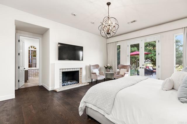 8374 St Andrews Rd, Rancho Santa Fe CA: https://media.crmls.org/mediaz/d019a55f-ef30-44d4-be20-ed988533ba68.jpg