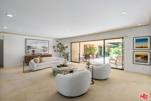 515 Warner Avenue, Los Angeles CA: https://media.crmls.org/mediaz/d01a41d2-ea89-4014-847b-b9ba40eed422.jpg