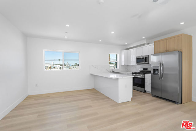 10963 Calvert, North Hollywood CA: https://media.crmls.org/mediaz/d01a6485-c8e8-4134-a69f-177f8825f829.jpg