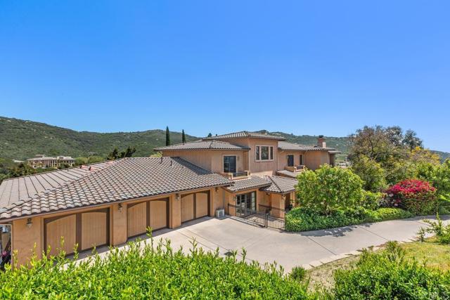Detail Gallery Image 21 of 43 For 15414 Eastvale Rd, Poway,  CA 92064 - 6 Beds | 6/1 Baths