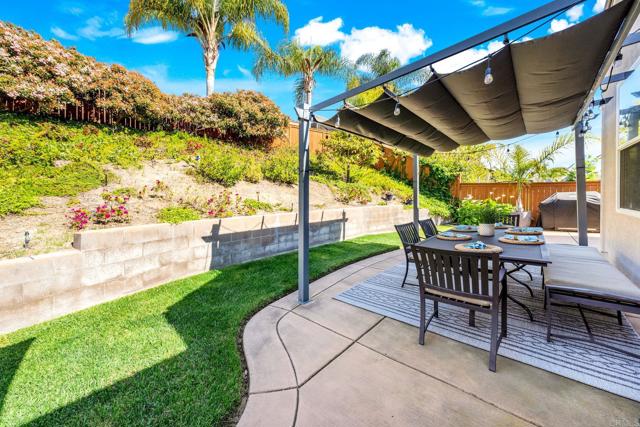 2710 Valleycreek Drive, Chula Vista CA: https://media.crmls.org/mediaz/d01b4c8e-87d4-441a-9709-a5748b82575f.jpg